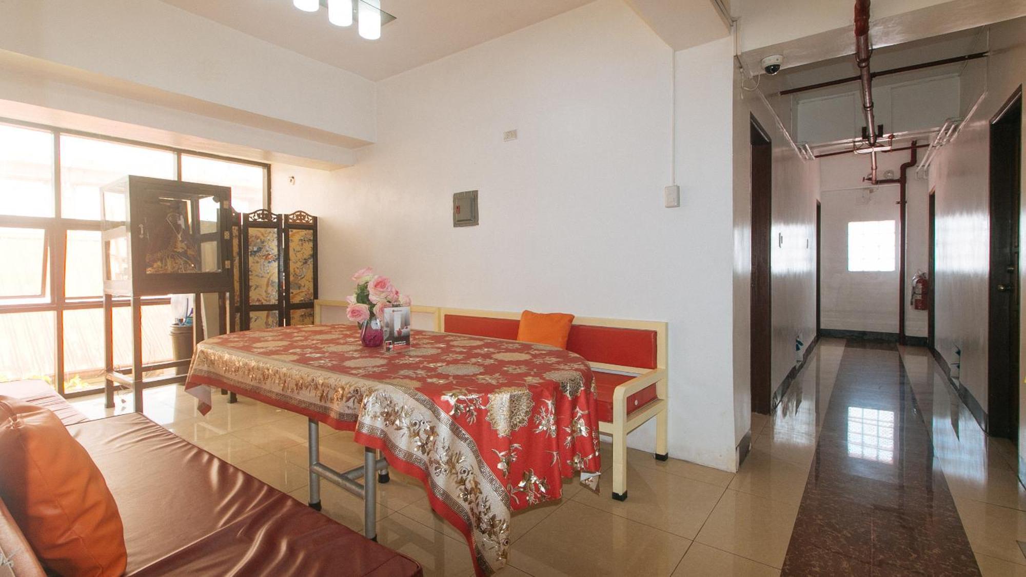 Готель Reddoorz Near Lrt 2 Antipolo Station Екстер'єр фото