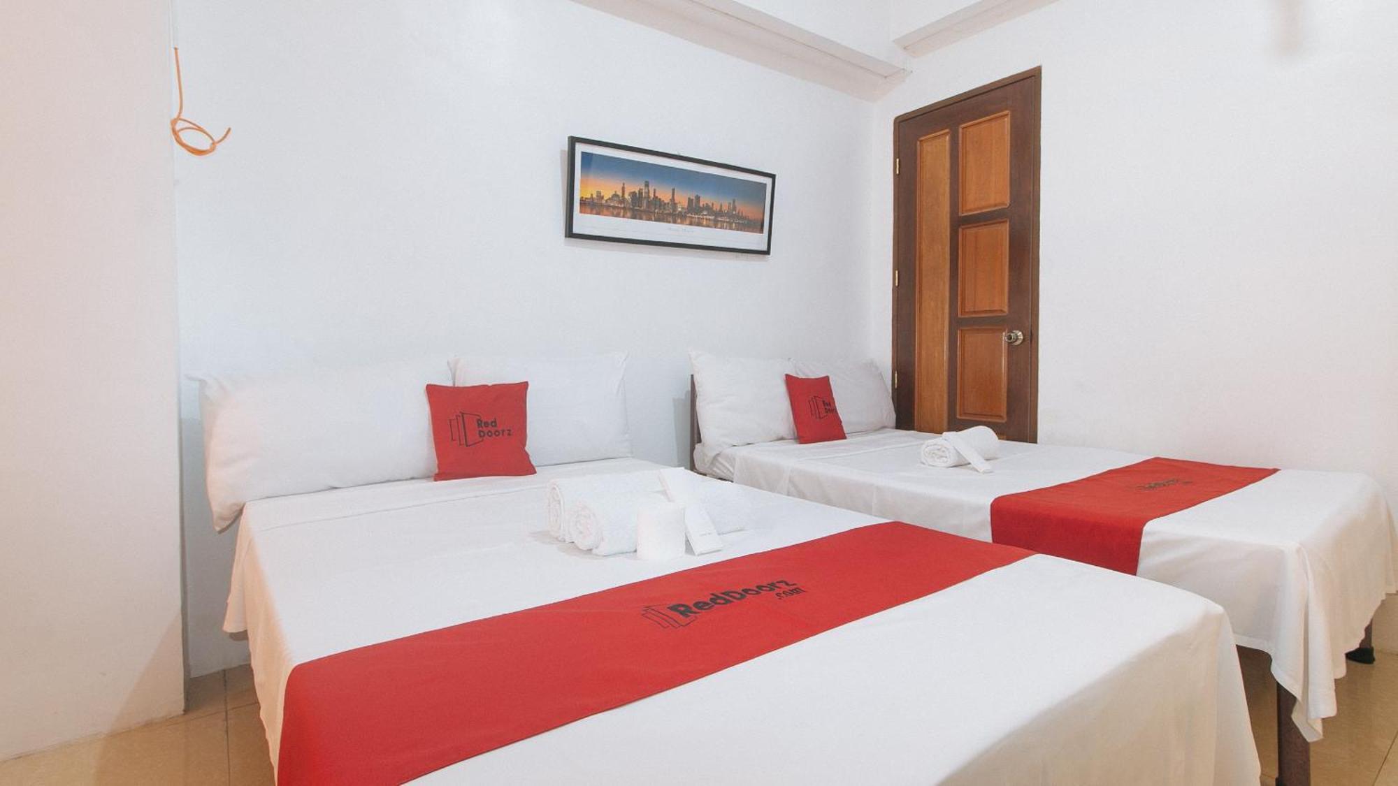 Готель Reddoorz Near Lrt 2 Antipolo Station Екстер'єр фото