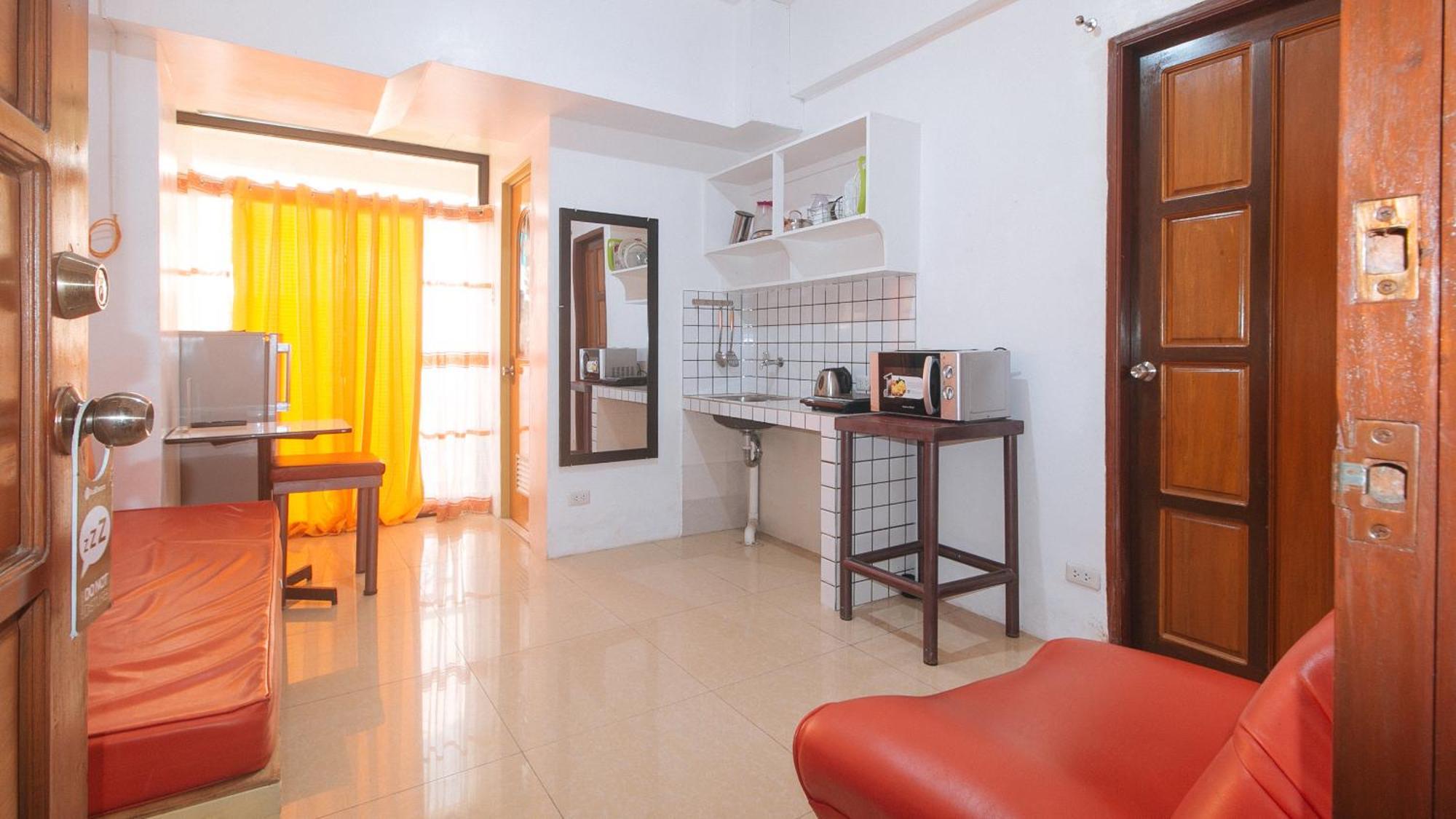 Готель Reddoorz Near Lrt 2 Antipolo Station Екстер'єр фото