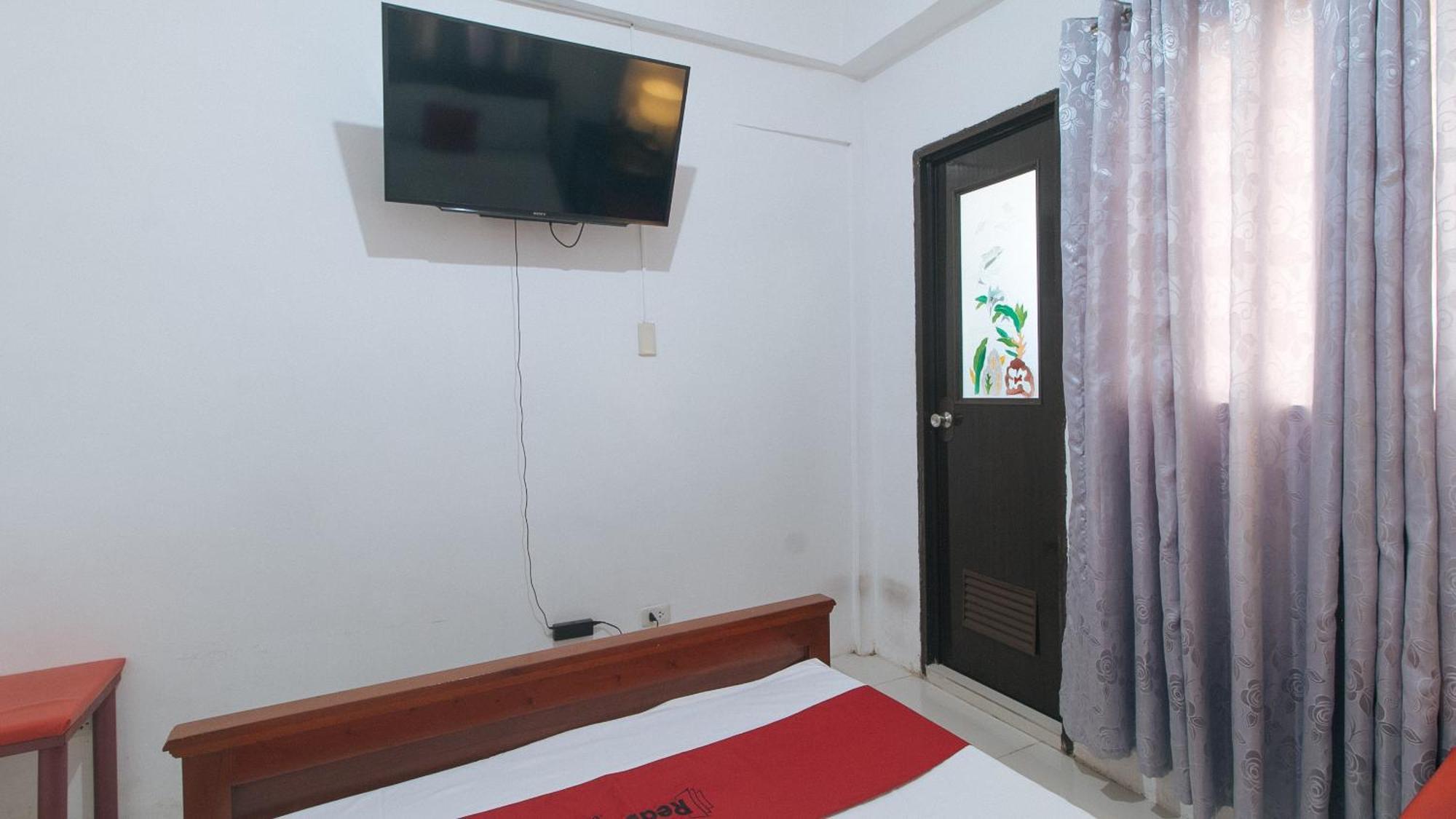 Готель Reddoorz Near Lrt 2 Antipolo Station Екстер'єр фото