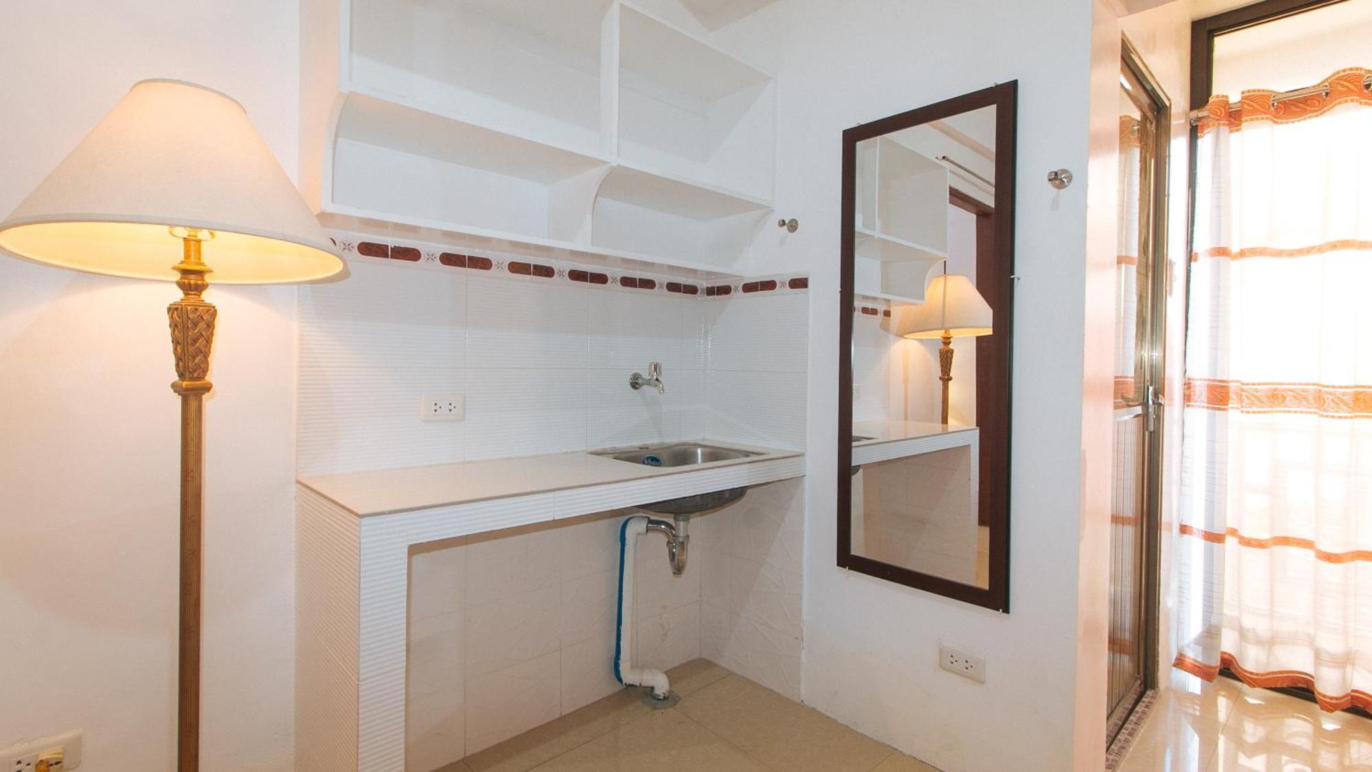 Готель Reddoorz Near Lrt 2 Antipolo Station Екстер'єр фото