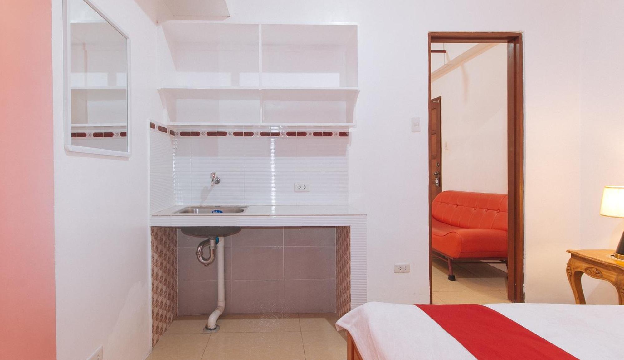 Готель Reddoorz Near Lrt 2 Antipolo Station Екстер'єр фото